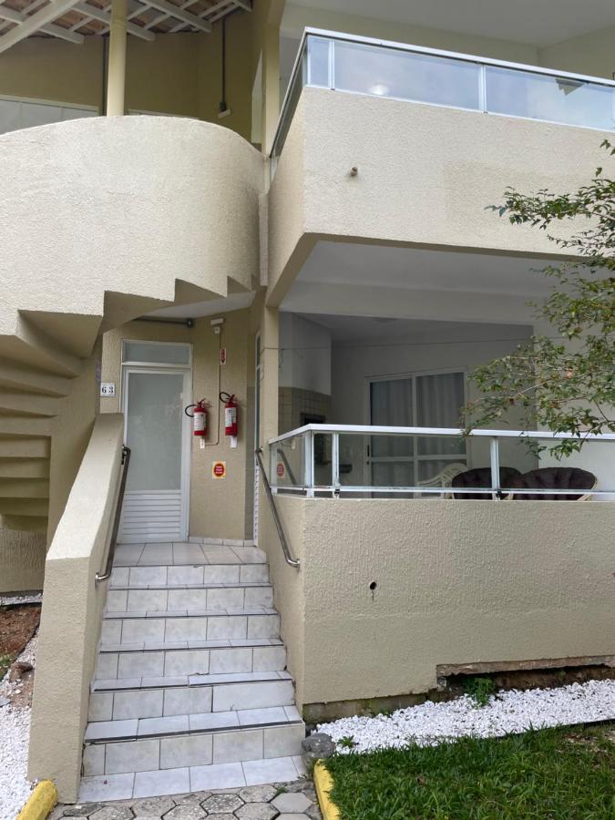 Apto Em Condominio No Centro De Bombinhas, Proximo Da Praia Exterior foto