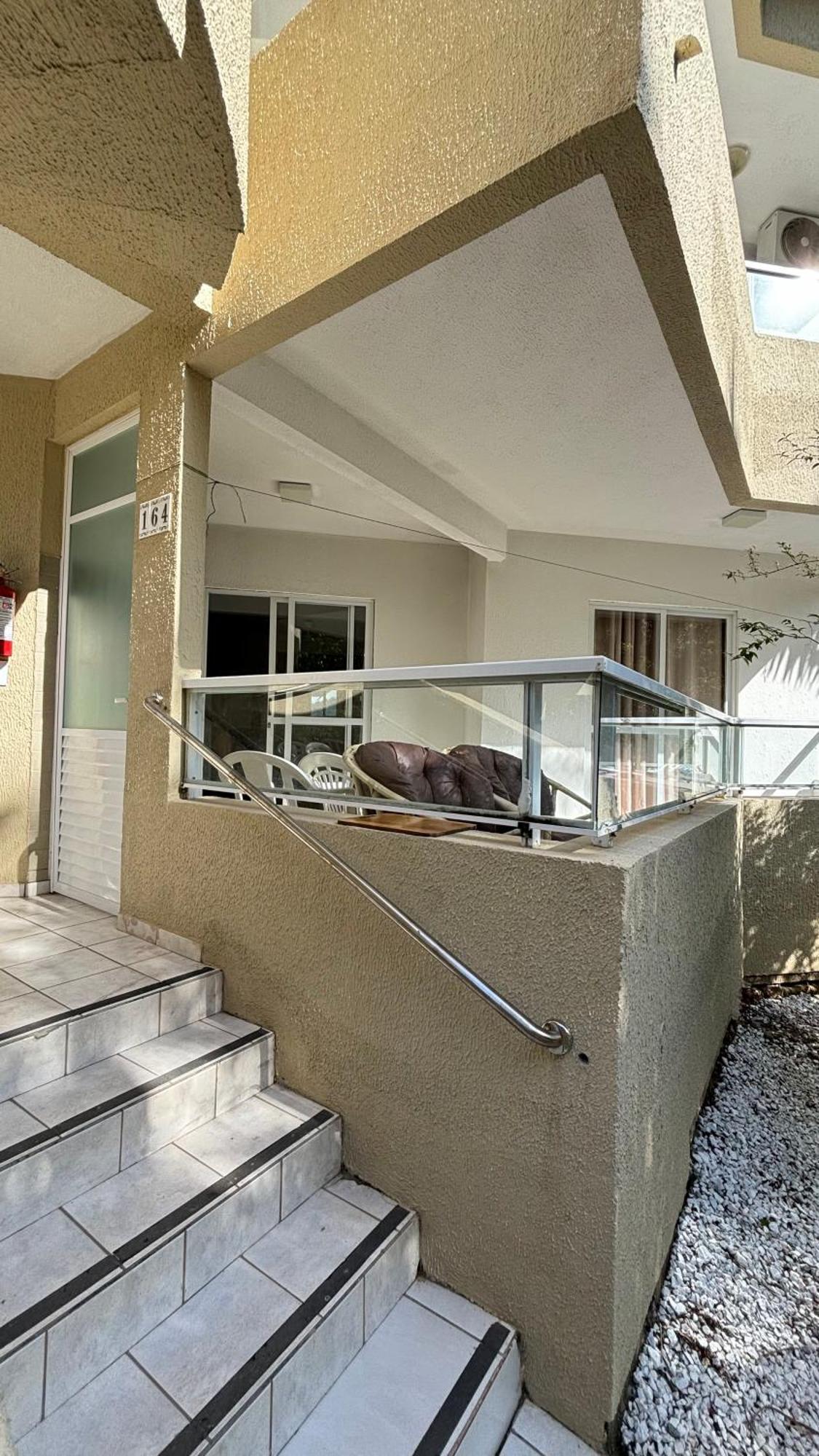 Apto Em Condominio No Centro De Bombinhas, Proximo Da Praia Exterior foto